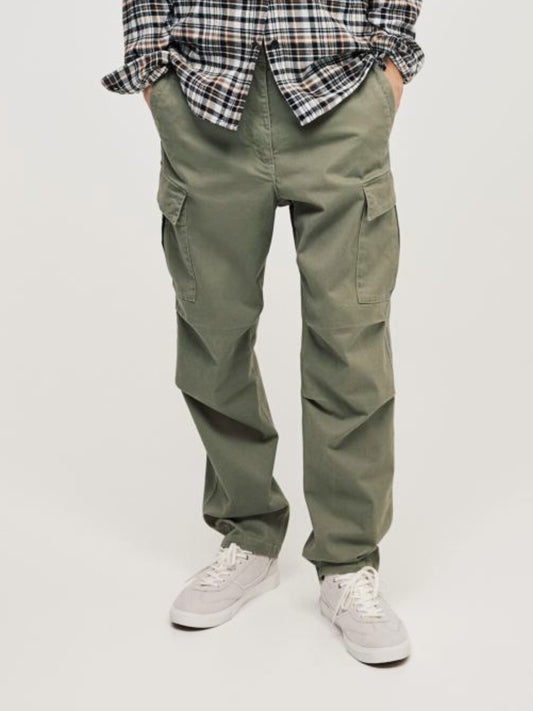 Miniml. Comfy Cargo Pants